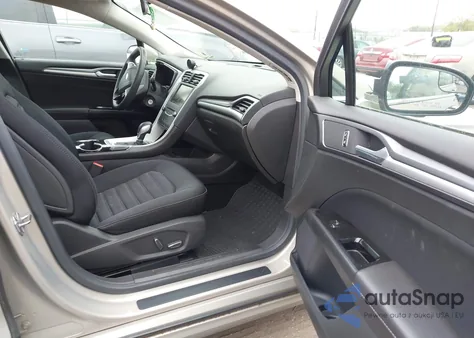 2015 Ford Fusion Hybrid Se z USA, uszkodzony, nr VIN 3FA6P0LU6FR210606